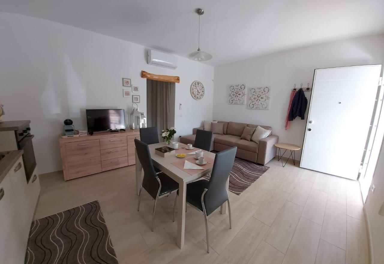 Casa Vacanze Olbia - Alebea - מראה חיצוני תמונה
